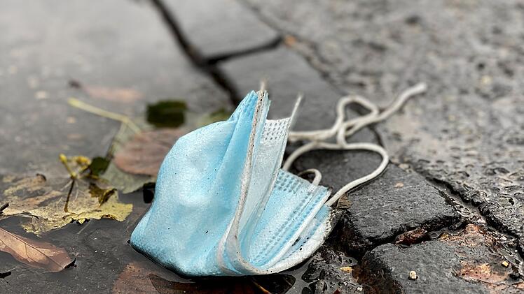 Maskenverweigerer in Nürnberg attackiert Polizisten