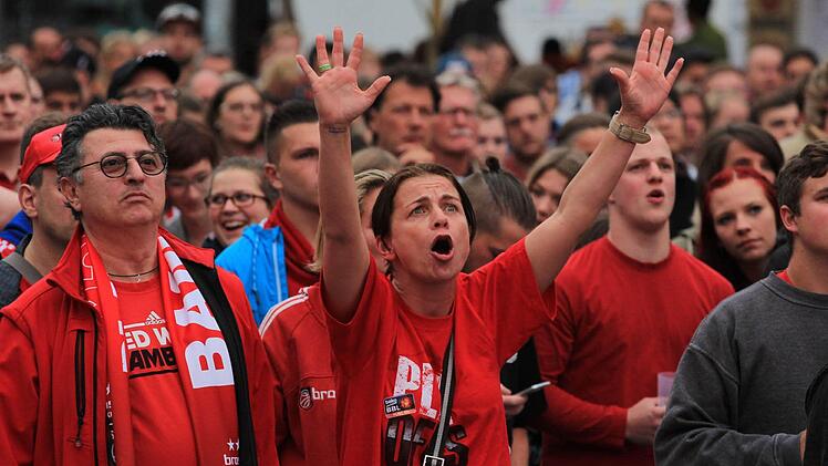 Public Viewing am Maxplatz in Bamberg. Alle Fotos: Ferdinand Merzbach