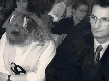 Rechtsanwalt Thomas Mönius hat vor Gericht die Frau vertreten, die 1993 durch einen Tritt in den Bauch den Tod ihres Sohnes Tobias verschuldet hatte. Gemeinsam mit ihrem Mann ließ sie die Leiche verschwinden und täuschte eine Entführung vor. Foto: Wolf-Dietrich Weissbach/dpa-Archiv