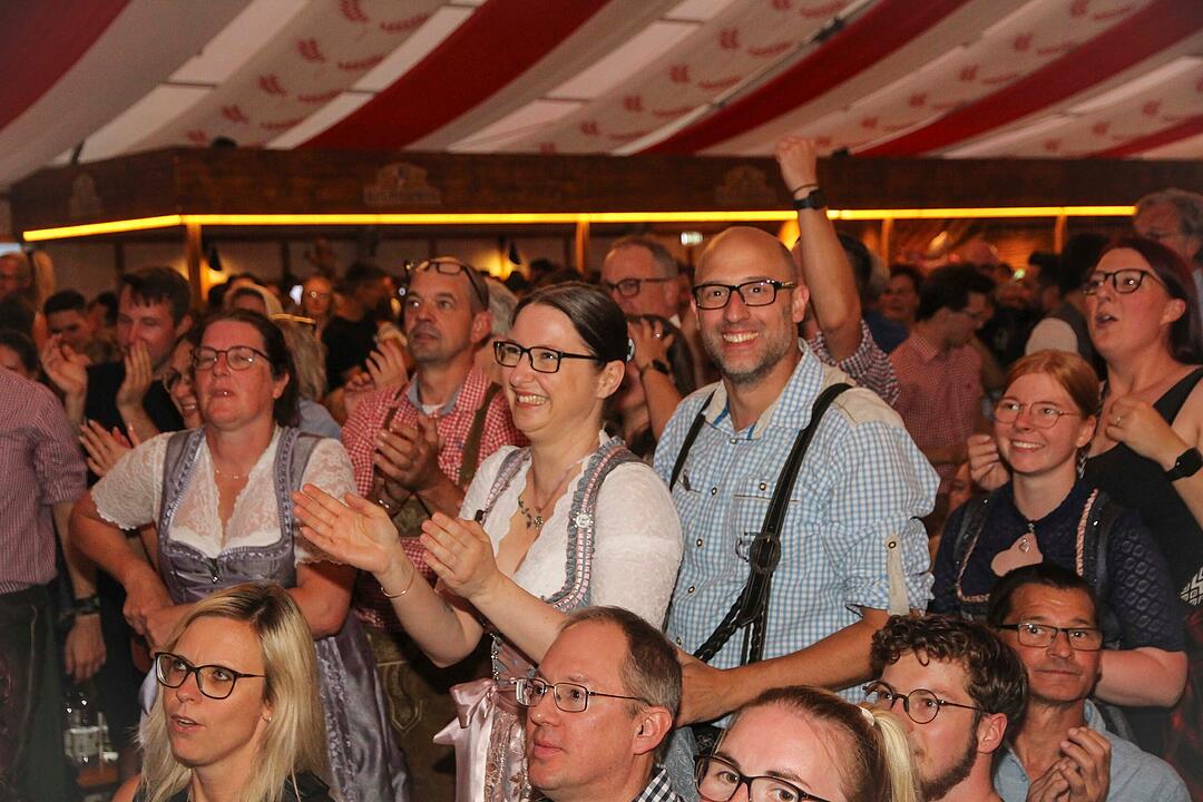 Radspitz &ndash; &bdquo;Ab geht die Party &ndash; und die Party geht ab!&ldquo;