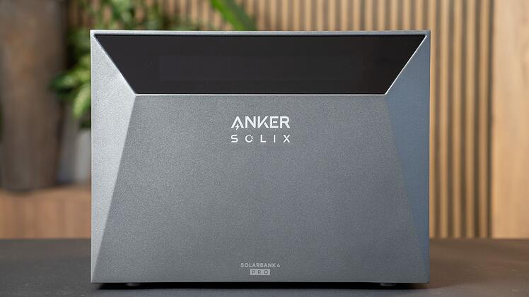 ⁠Anker SOLIX Solarbank 4 E5000 Pro
