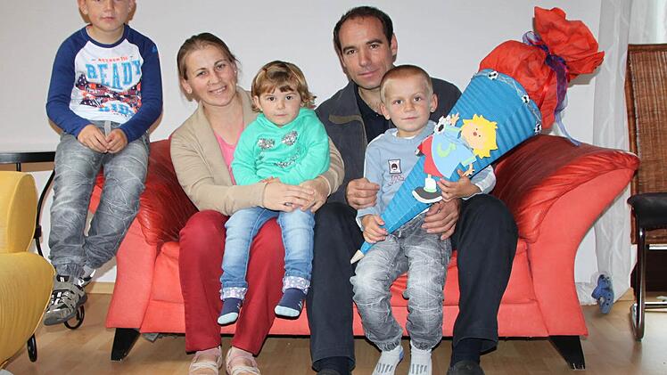 Enis Emro kommt in die Schule. Mit seinen Eltern und Bruder Ismael lebt er in Motten. Foto: Ulrike Müller