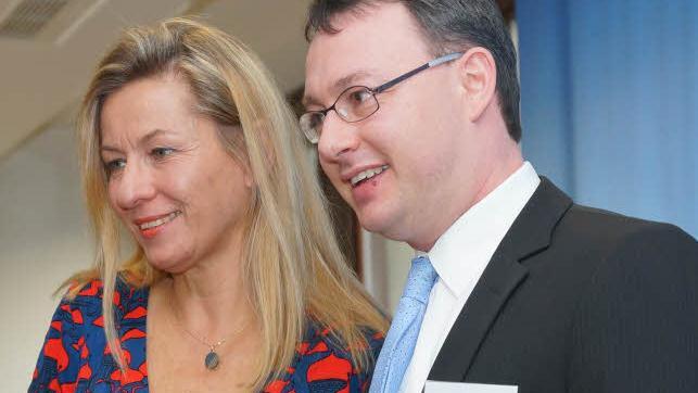 Matthias Zürl mit MdEP Alexandra Thein