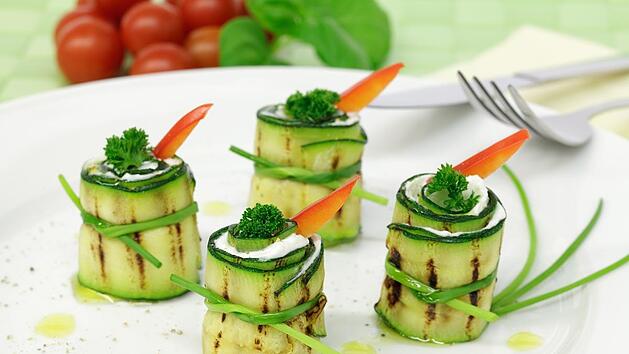 zucchini-roellchen.jpg
