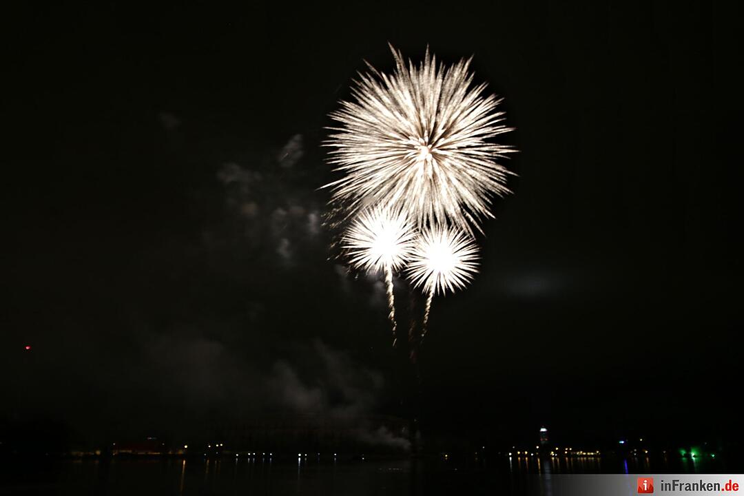 03Volksfest Nürnberg - das Feuerwerk