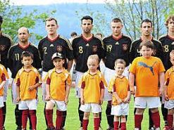 Die deutsche Nationalmannschaft für Fußballer mit einer intellektuellen Beeinträchtigung. Fotos: privat