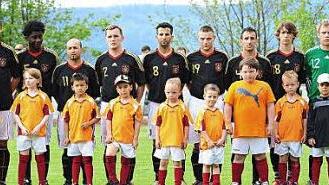 Die deutsche Nationalmannschaft für Fußballer mit einer intellektuellen Beeinträchtigung. Fotos: privat