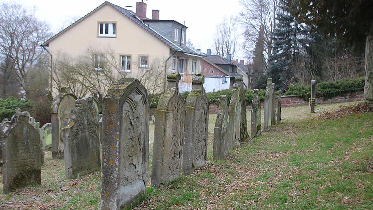 Eindrücke aus dem jüdischen Friedhof. Foto: Ralf Ruppert