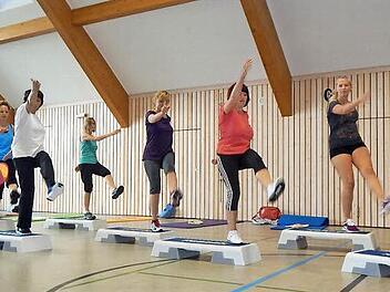 Die Bodyfit-Gruppe ist nur eines von vielen Angeboten der TSV-Gymnastikabteilung. Foto: Mona Lisa Eigenfeld