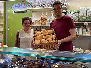 Zirndorfer Bäckerei Beck stand nach 69 Jahren vor dem Aus - jetzt gibt es Freudentränen
