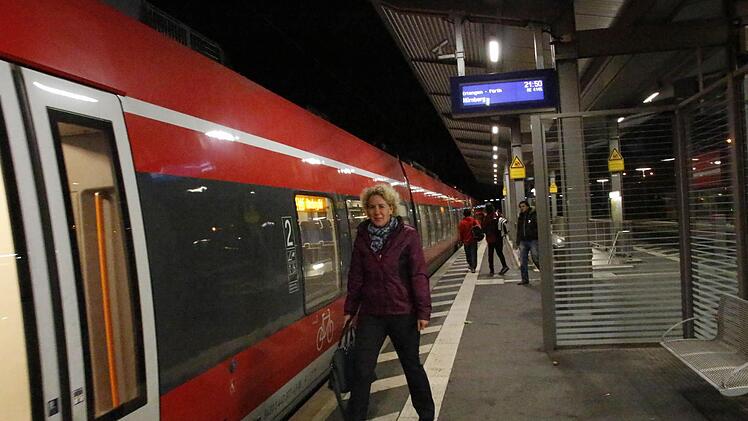 Sieh' an, die S-Bahn ist da.