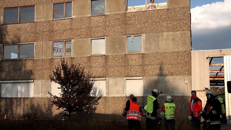Szenen unangekündigten Übung der Feuerwehren Weisendorf und Großenseebach am Donnerstag, 20. September. Foto: Richard Sänger