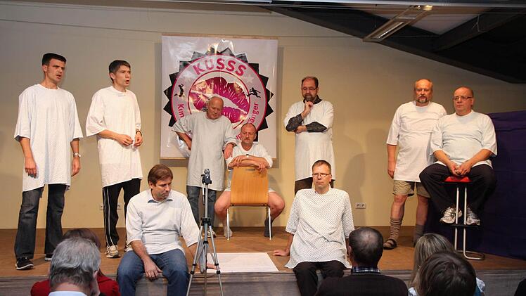 "TroubaDur" eröffnet den Reigen.