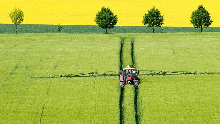 "Wenn der Stoff schon unsch&auml;dlich ist, sollte die Industrie ihre Studien offenlegen", fordert ein Experte. Symbolfoto: Julian Stratenschulte, dpa