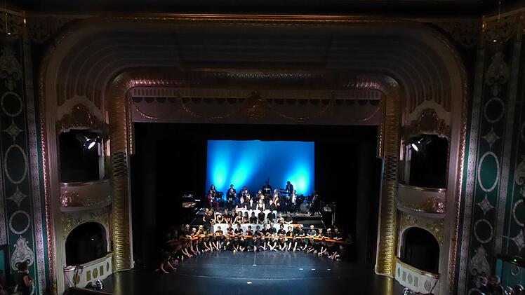 Kissinger Sommer Parade im Kurtheater von Bad Kissingen. Gerhild Ahnert