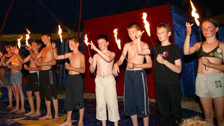 Im Jahr 2006 wurde die zirkuspädagogische Arbeit gegründet, die mittlerweile 17 Zirkuswochen pro Jahr auf die Beine stellt. Foto: Haus Volkersberg