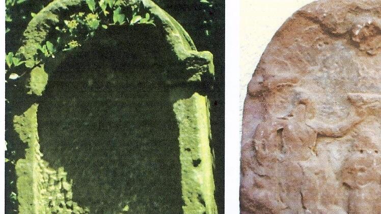 Aufsatz mit Bildnische und Sandsteinrelief der alten Marter von 1707