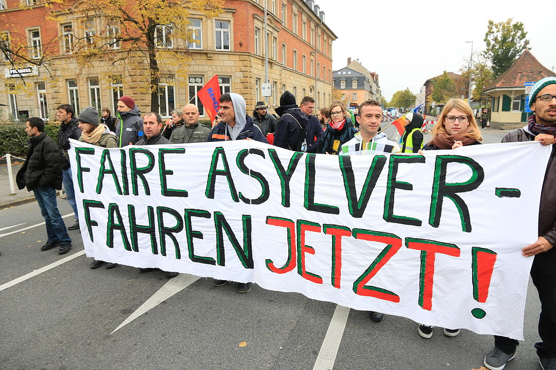Linke Demo gegen Balkanzentrum Bamberg