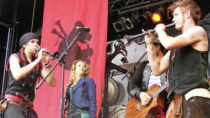 Die M&uuml;nchner Band "Vroudenspil" ist die musikalische Attraktion.  Foto: Archiv