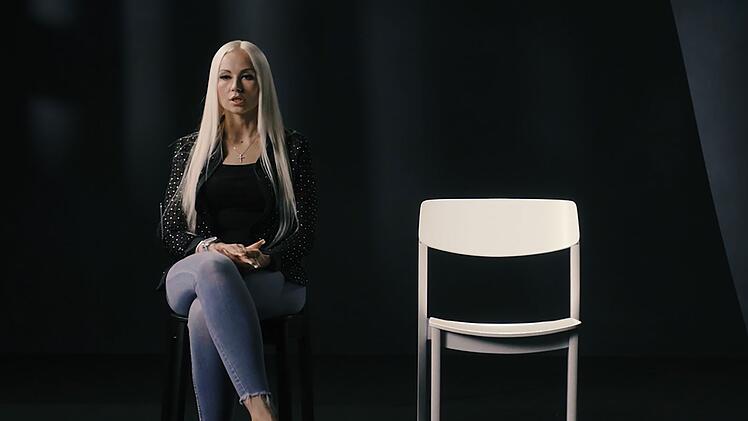 "Wir sind zusammen aufgewachsen", erinnert sich Lilia im ZDF-Film an ihre Kindheitsfreundin Jessica.