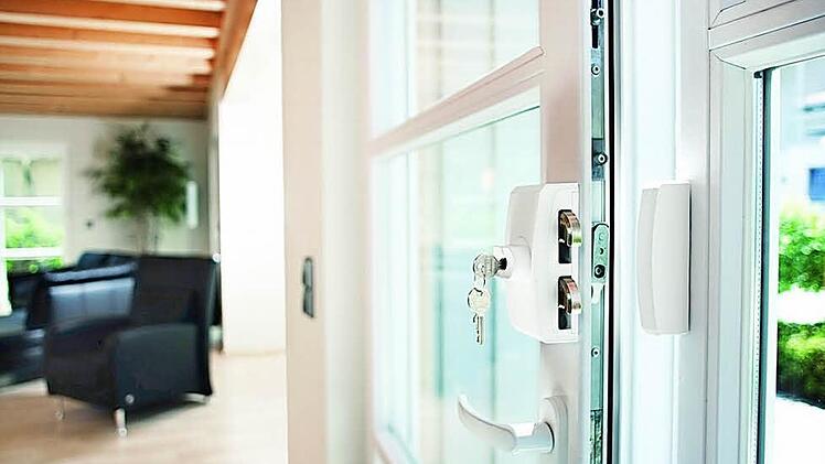 Allein 2014 gab es 152.000 Haus- und Wohnungseinbrüche in Deutschland. Einbruchsschutz muss nicht aufwendig oder teuer sein.  Foto: Abus