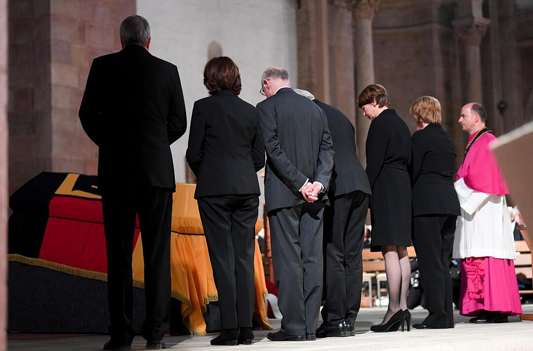 Von Straßburg bis Speyer – der lange Abschied von Helmut Kohl