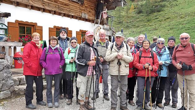 Eine Gruppe des Rh&ouml;nklubs Hammelburg wanderte im Isarwinkel.  Foto: Hans Edlfurtner