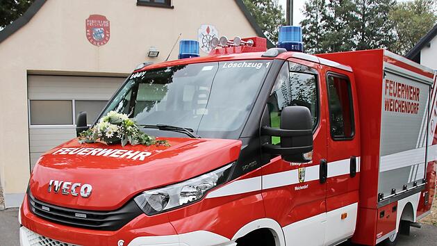 Der Stolz der Feuerwehr Weichendorf: das neue TSF Foto: Roland Kurz