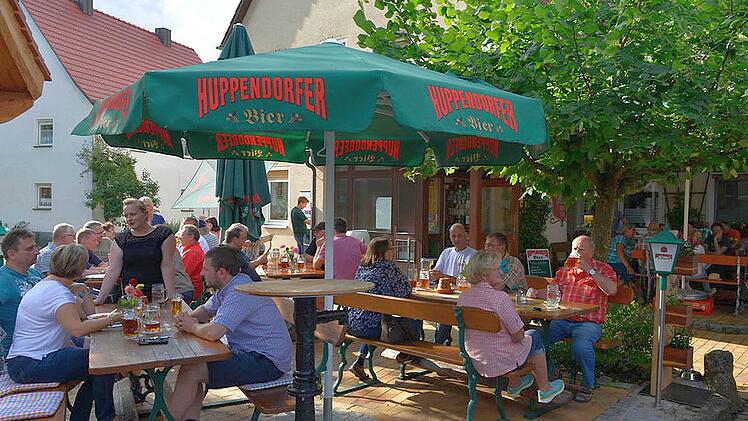 Biergarten der Brauerei Grasser in Huppendorf