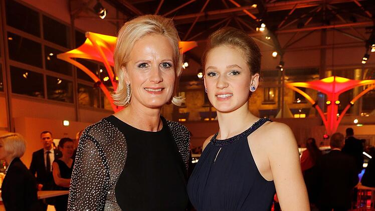 Kristin Otto und ihre Tochter Kaya Otto Britze. Die Aufnahme zeigt sie bei der Sportgala "Ball des Sports" im Jahr 2017.