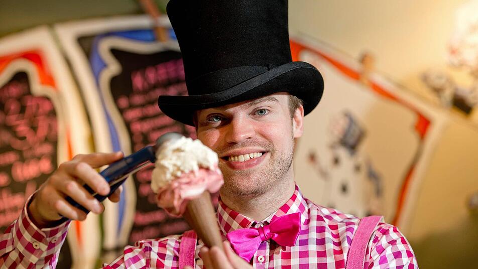 Wer das beste Eis der Welt macht, wird bei der Eis-WM ermittelt. Matthias Münz aus München ist auch dabei. Foto: Sven Hoppe/dpa