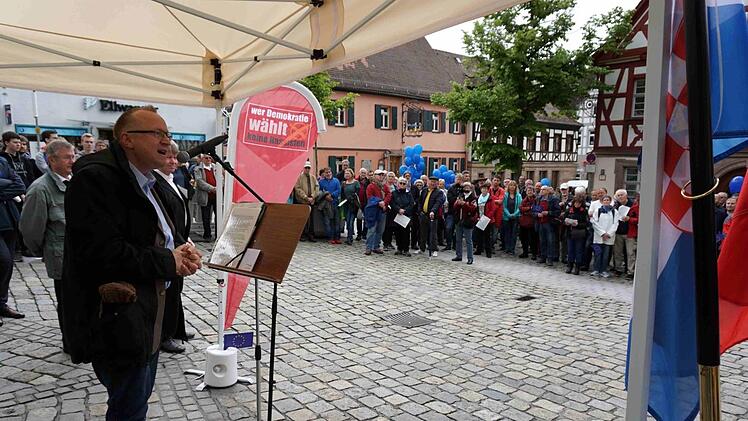 Impressionen von der Kundgebung   Foto: Richard Sänger