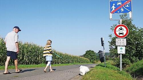 Die Frohnlacher Straße in Neuensorg: Landwirtschaftliche Fahrzeuge sollen gemäß eines Gemeinderatsbeschlusses dort weiterhin zugelassen sein.