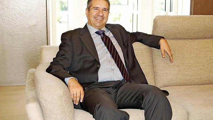 Auf nach Köln: Dr. Imaan Bukhari und FM Munzer sind mit einem Stand auf der Leitmesse "IMM Cologne" vertreten. Aber nichtsdestotrotz haben die Hausmessen für die heimischen Hersteller immer noch große Bedeutung. Foto: Möbelmarkt