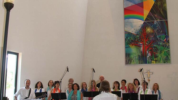 Kompliment an den Chorleiter Alexander Thern: Er hat das Ensemble "Sound of faith" zu einem tollen Gospel- und Worship-Chor entwickelt