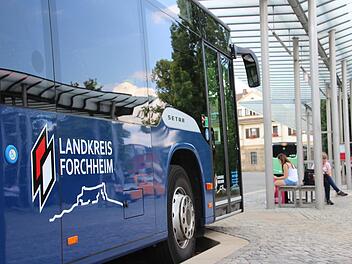 Im Forchheimer ÖPNV fahren nur Dieselbusse, doch das Landratsamt will prüfen, wo E-Busse eingesetzt werden könnten. Foto: Ronald Heck