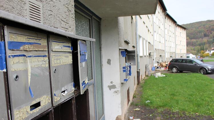 So sah der Berliner Platz noch im Jahr 2019 aus. Damals mussten die verbleibenden Mieter der Baugenossenschaft umziehen. Foto: Archiv/Julia Raab
