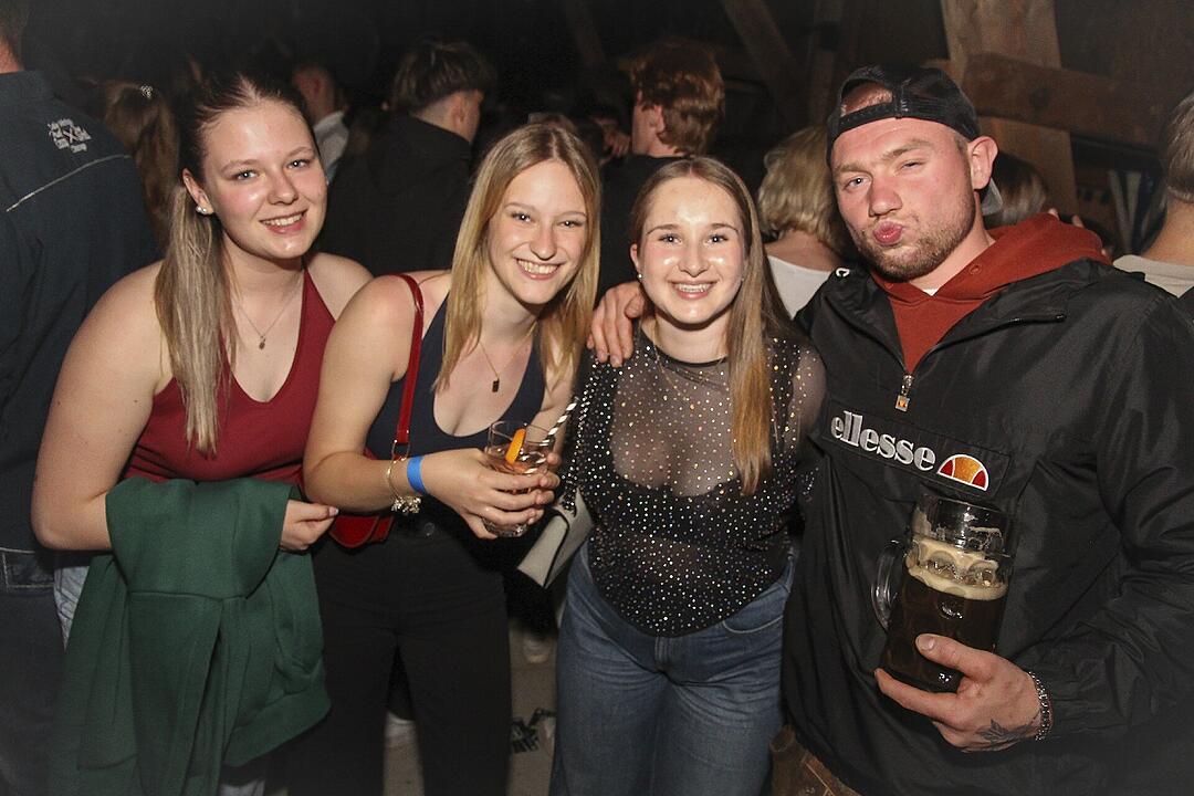 Mit der Partyband "Popnach8"!