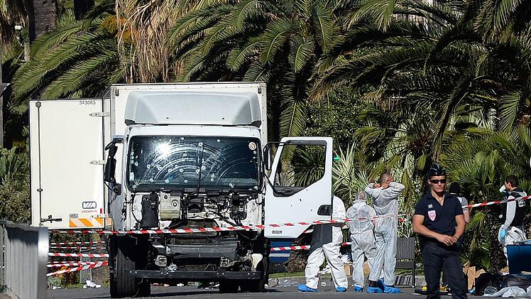 Zehn Jahre nach Nizza-Anschlag: Gedenken und offene Fragen