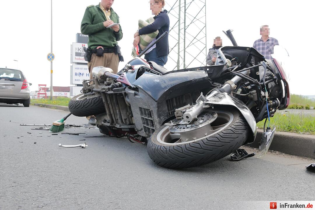 Rollerfahrer bei Unfall in Hirschaid verletzt