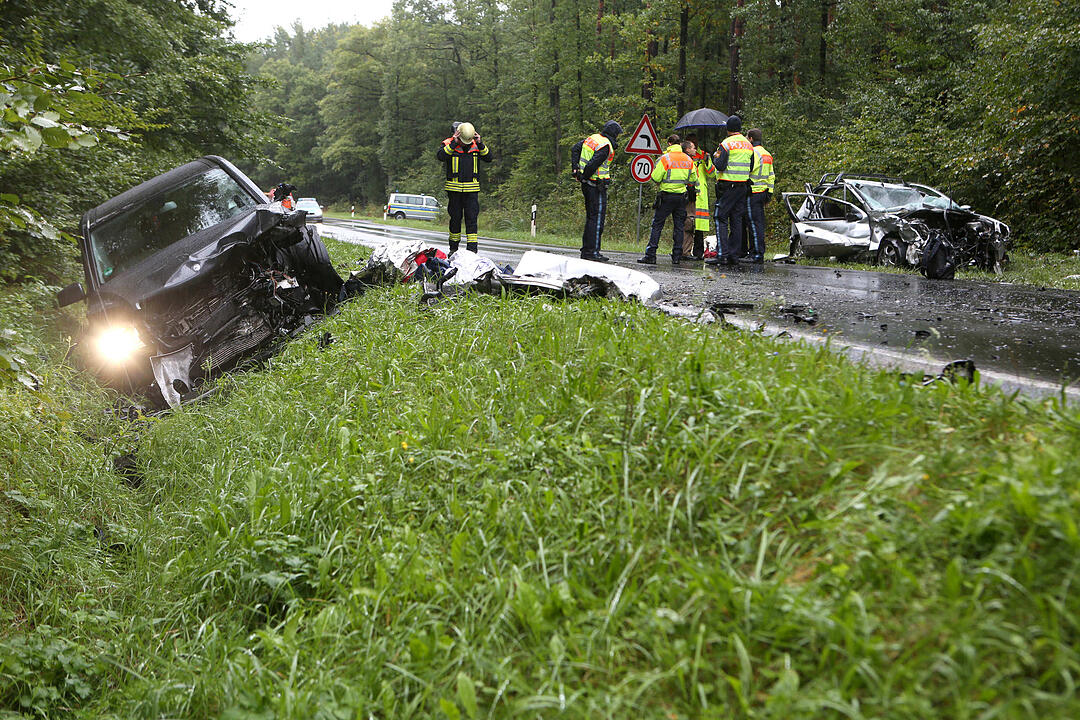 Tödlicher Auto-Zusammenstoß in Oberhaid im Landkreis Bamberg