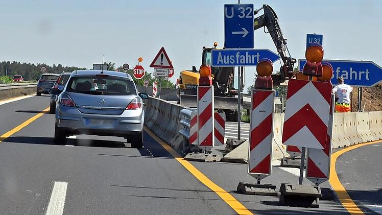 Baustellen können lästig sein. Doch bevor die Arbeiten überhaupt beginnen können, vergeht oft eine lange Zeit der Planung. Foto: Ronald Rinklef