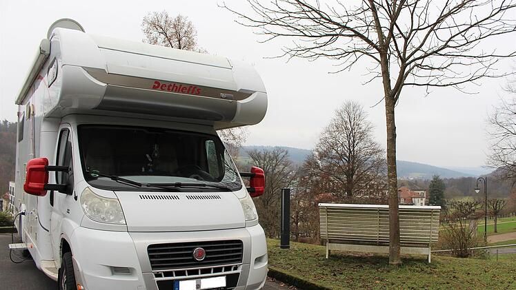 Auch im Winter kommen Touristen auf die Stellplätze, wie hier im Staatsbad Brückenau. Foto: Julia Raab