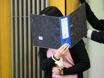 Prozess - Versuchter Mord mit Ameisens&auml;ure durch Ex-Frau