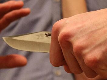 In Nürnberg wurde einem Mann in den Rücken gestochen. Foto: Christopher Schulz