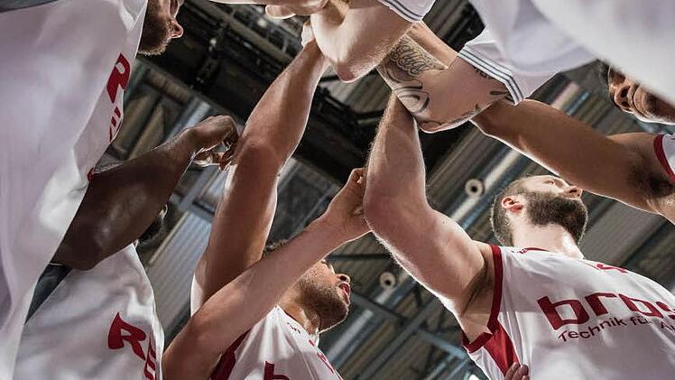Brose Bamberg haben am Freitagabend gegen Fenerbahce mit 67:66 verloren. Fot5o: Nicolas Armer, dpa
