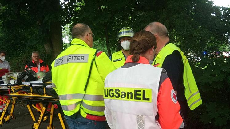 Feuer in Erlangen: Altenheim am Ohmplatz brennt