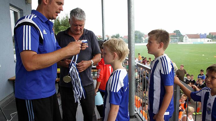Die Jugendmannschaften kämpften um Urkunden und Medaillen.