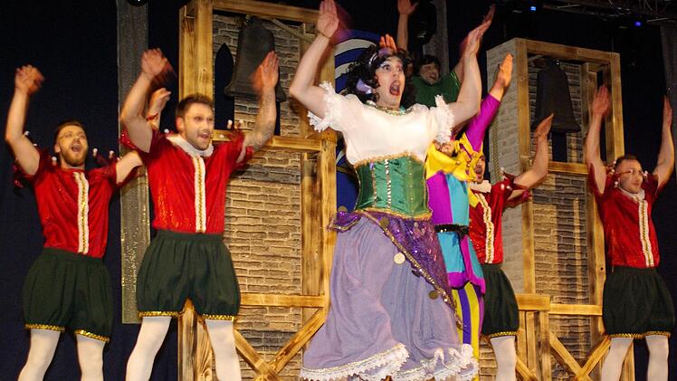 Eindrücke vom Hammelburger Fasching. Foto: Winfried Ehling