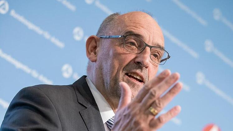 Detlef Scheele spricht sich für Impfpflicht gegen Corona aus